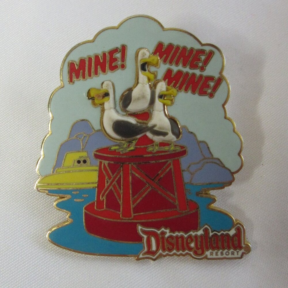 Disneyland Parks Limited Edition Finding Nemo Submarine Mine Seagulls 2008
